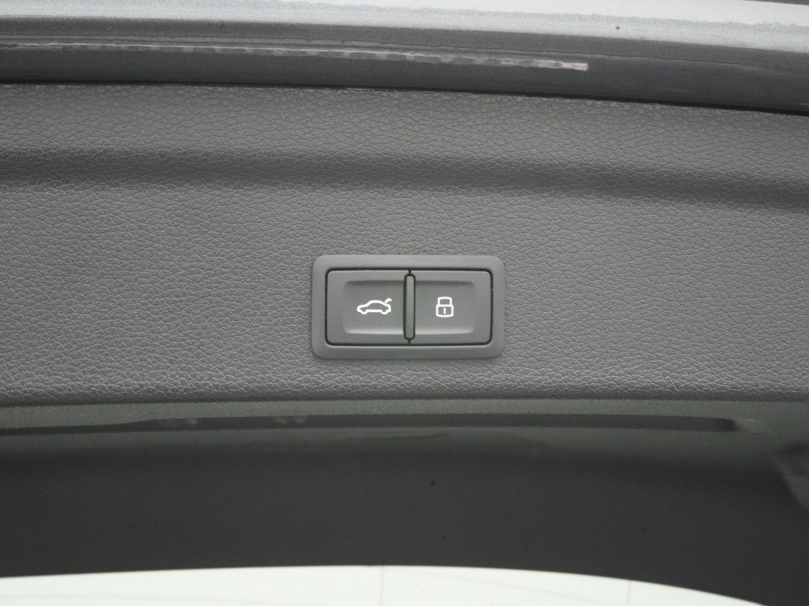 Audi Q3 Sportback 45 e S line ACC AHK NAVI SONOS 360° foto 14