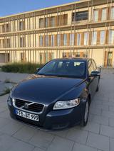 Volvo V50 2.4 Geartronic Momentum Momentum TOP ZUSTAND - Volvo V50 mit Benzin-Antrieb: Kombi