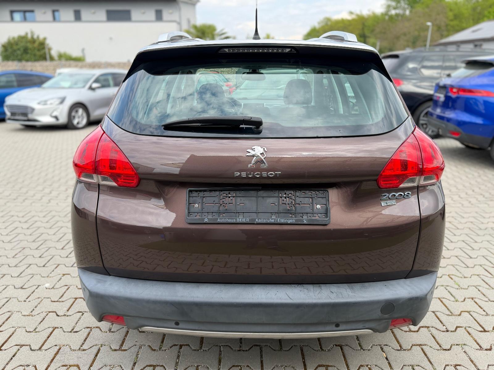Peugeot 2008 Allure Aus 1 Hand+Automatik*Scheckheft Gepf