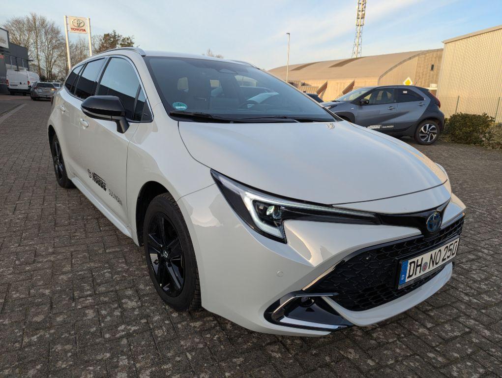 Toyota Corolla 2.0 Hybrid Touring Sports Teamplayer