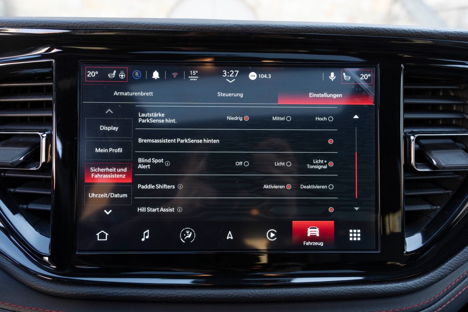 Fahrzeugabbildung Dodge 5.7L R/T AWD SRT Paket ACC AHH LPG TOTW PDC KAM