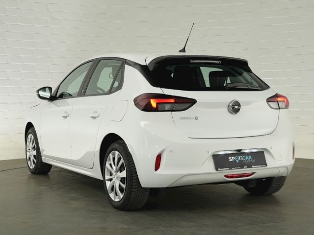 Corsa-e F EDITION 50kWH AT+LED LICHT+RÜCKFAHRKAM