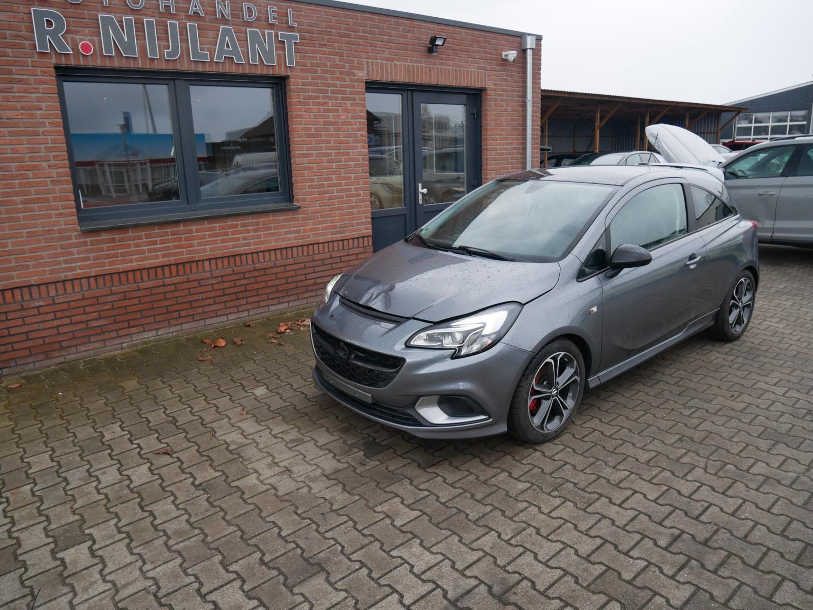 Opel Corsa E  GSi OPC Leder Bi-Xenon Tempo.