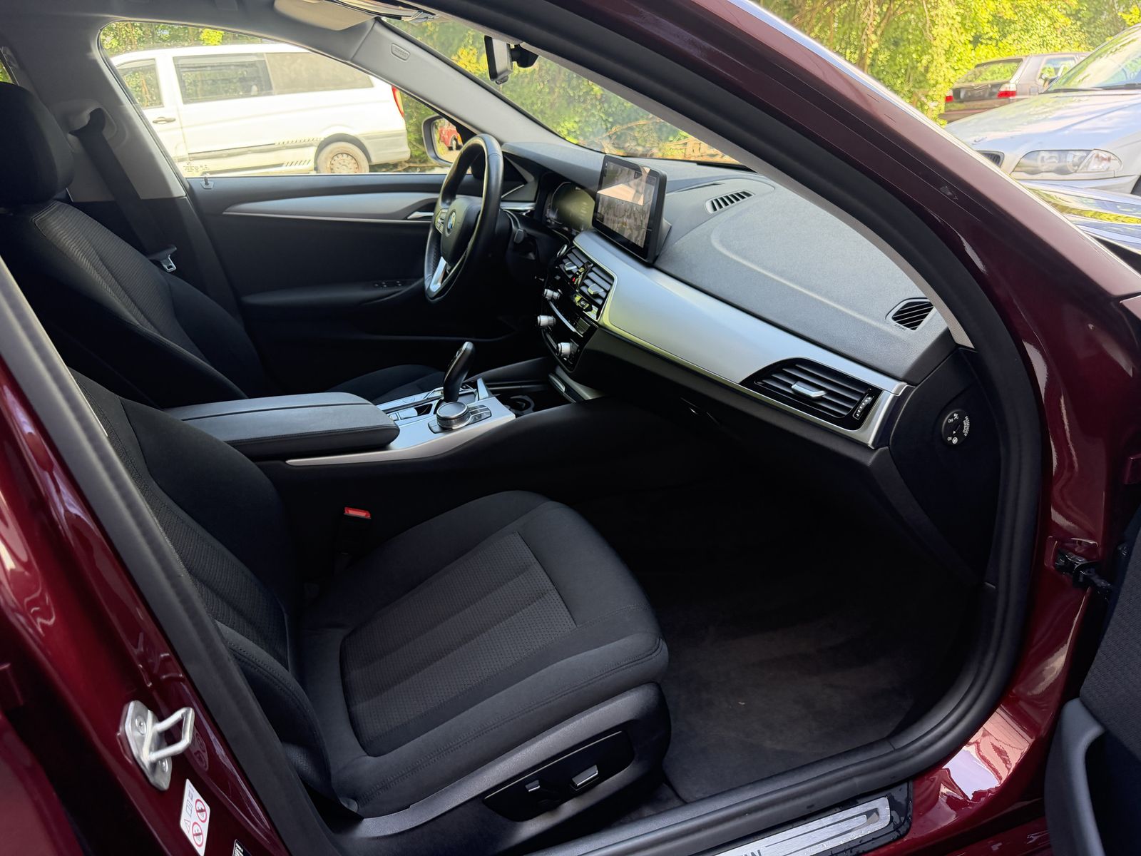 BMW 530 e xDrive Individual LED Live-Cockpit Kamera foto 24