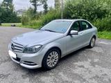 Mercedes-Benz Mercedes W204 250CDI 4MATIK C-Klasse - Mercedes-Benz 250 mit Diesel-Antrieb: Limousine
