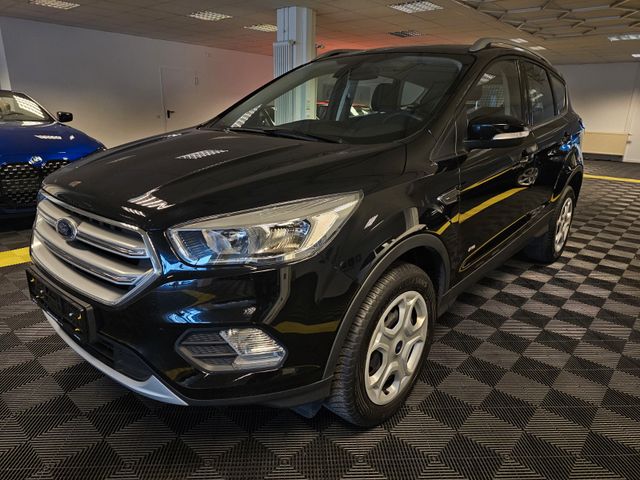 Ford Kuga "Trend" Automatik / AHK / Navi