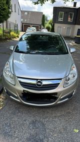Opel Corsa D (1.3 Benzin) - Opel Corsa aus 2007: 1.3