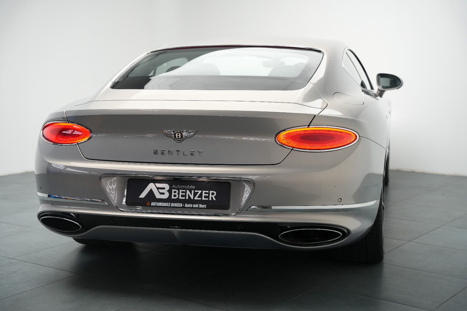 Fahrzeugabbildung Bentley Continental GT W12 First Edition *Rotation*B&O*
