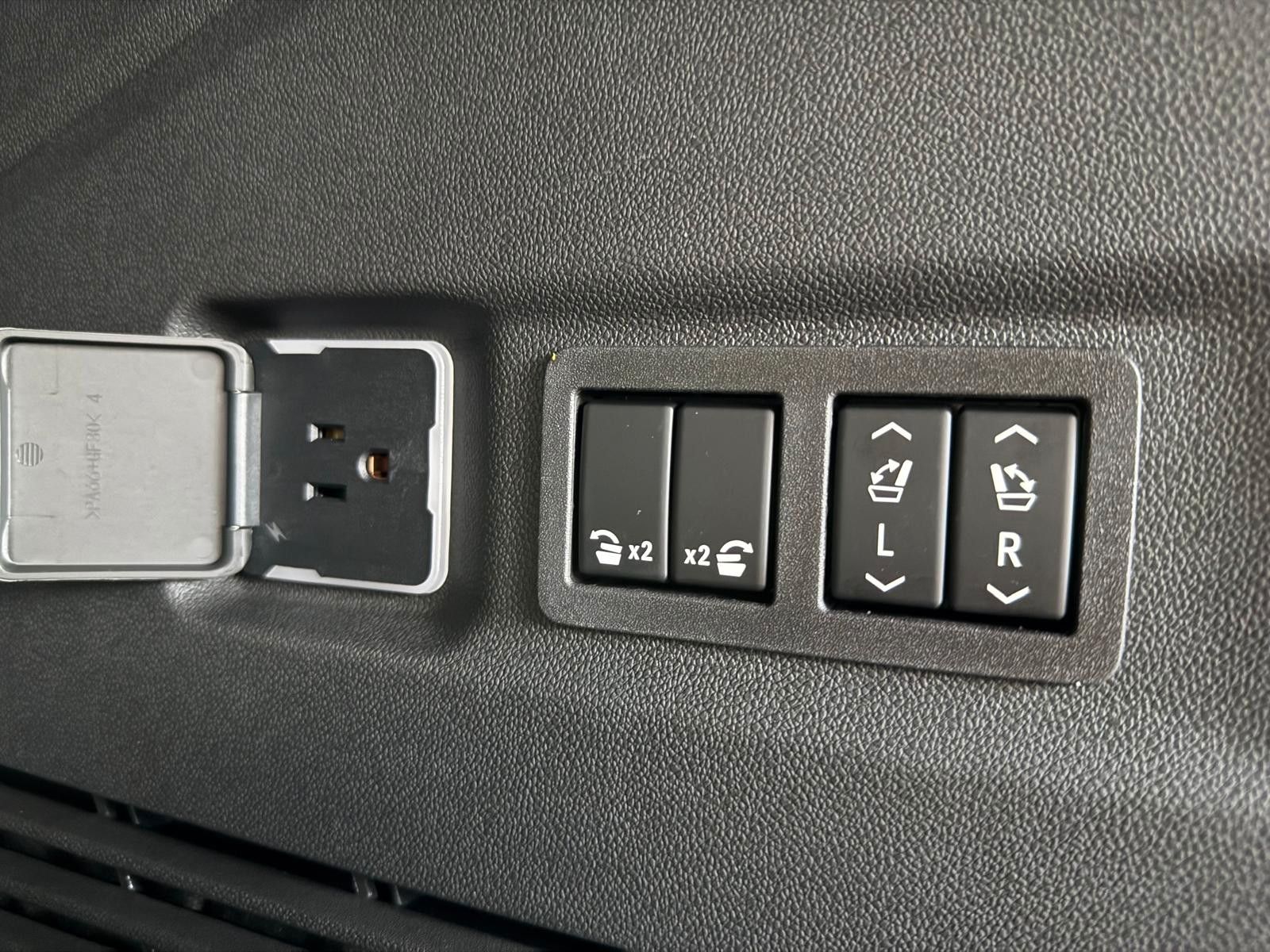 Fahrzeugabbildung Chevrolet 2026 SUBURBAN HIGH COUNTRY 24"-PANORAMA