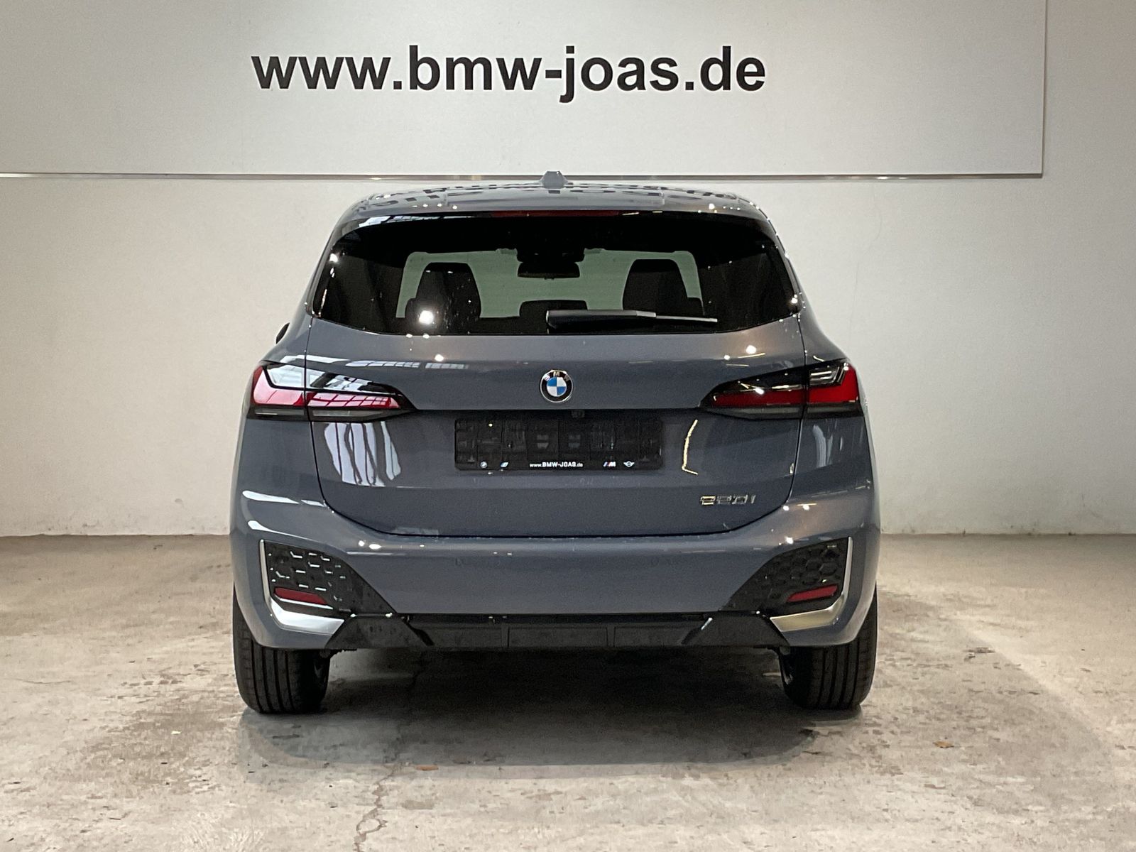 Fahrzeugabbildung BMW 220i Komfortzugang, Driving Assistant Plus, AHK