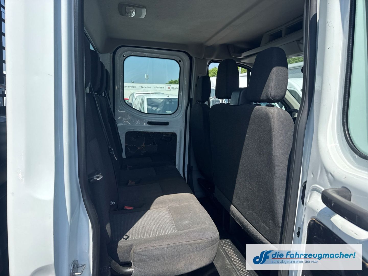 Fahrzeugabbildung Ford Transit Pritsche 310 L2 Doppelkabine AHK Tel.-Vo