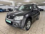 Suzuki Grand Vitara 2.4 Club/4x4/Allrad/Klima/Tüv Neu - Suzuki Grand Vitara Club mit Benzin-Antrieb