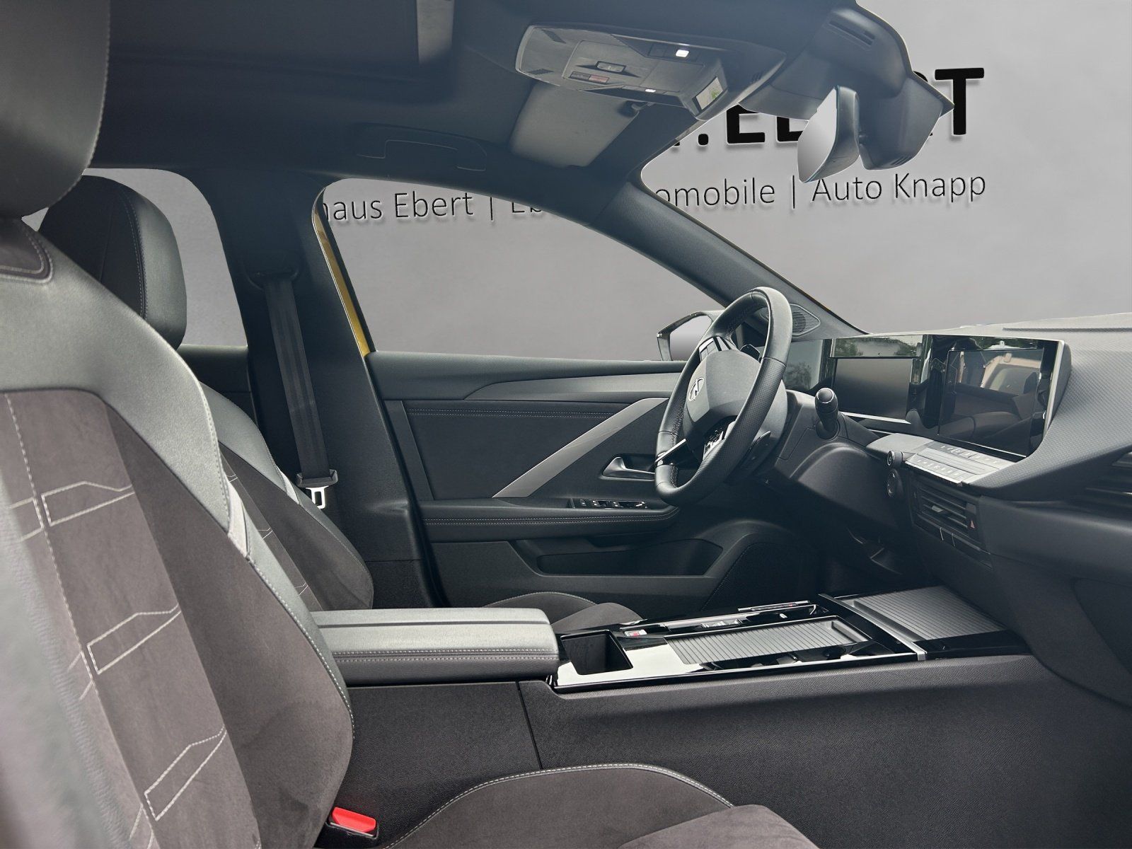 Fahrzeugabbildung Opel Astra 1.2 Turbo Ultimate/NAVI/360°Kanera/SHZ/LHZ