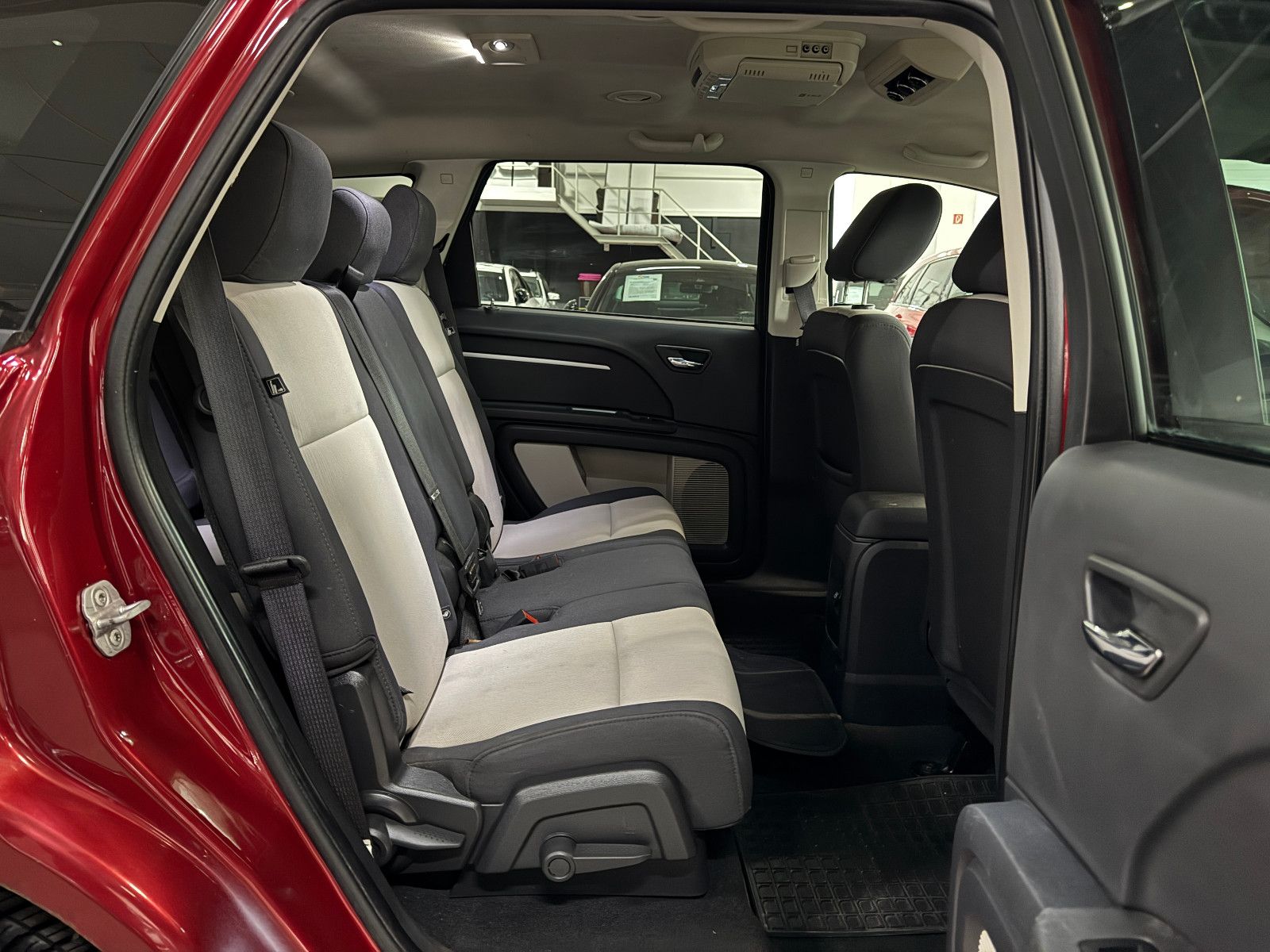 Fahrzeugabbildung Dodge Journey 2.0 7-SITZER AUTOMATIK FOND DVD PAKET
