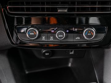 Opel Mokka-e Edition Touchscreen DAB Sicht-Paket