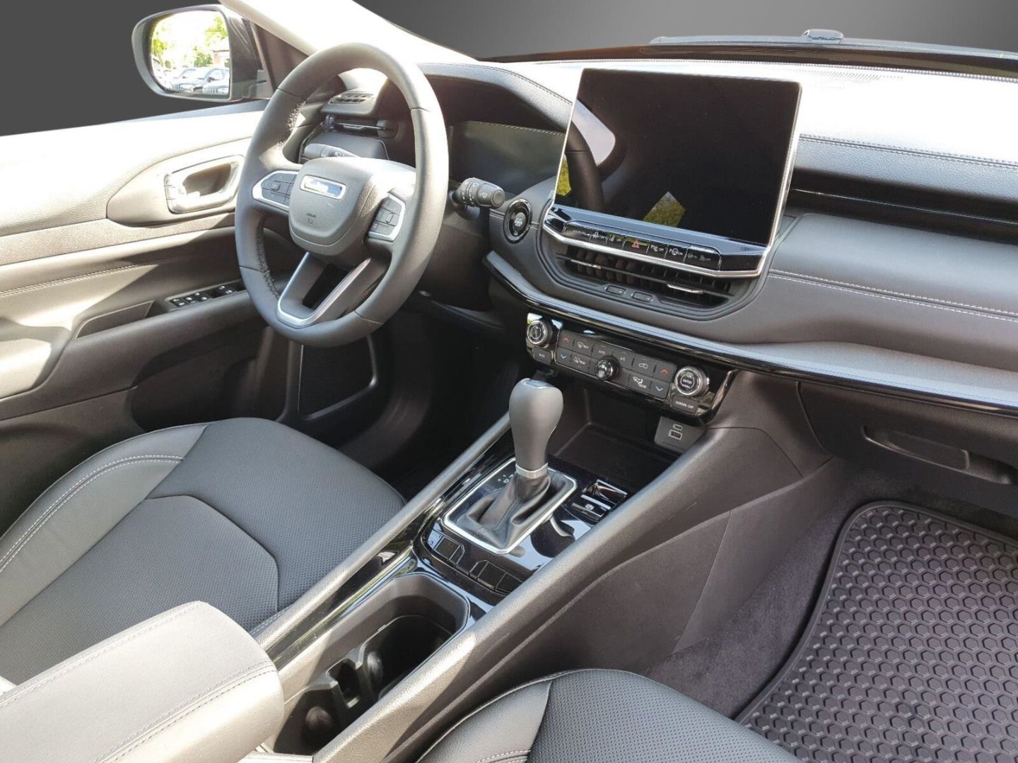 Fahrzeugabbildung Jeep Compass 1.5 MHEV ''Summit'' PANORAMADACH SOFORT