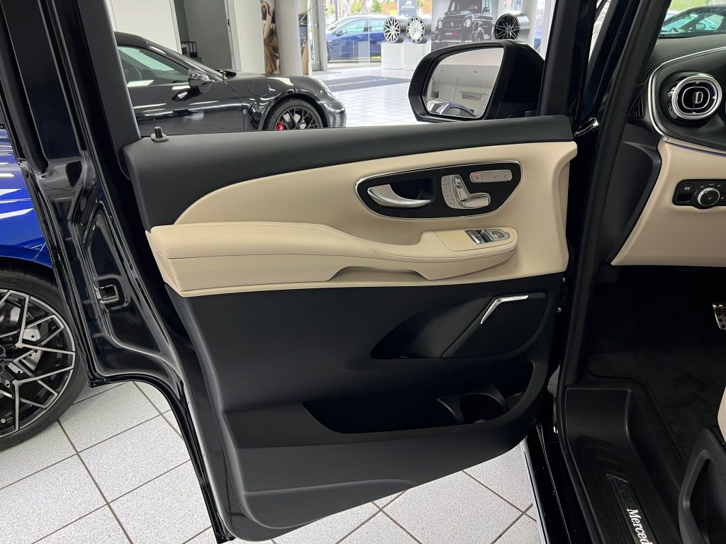 Mercedes-Benz V 300 d 4M Excl. lang*AMG*Luxury*Airm*Pano*360°