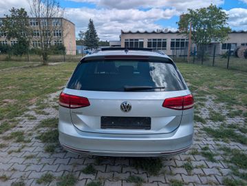 Volkswagen Passat Variant - 7