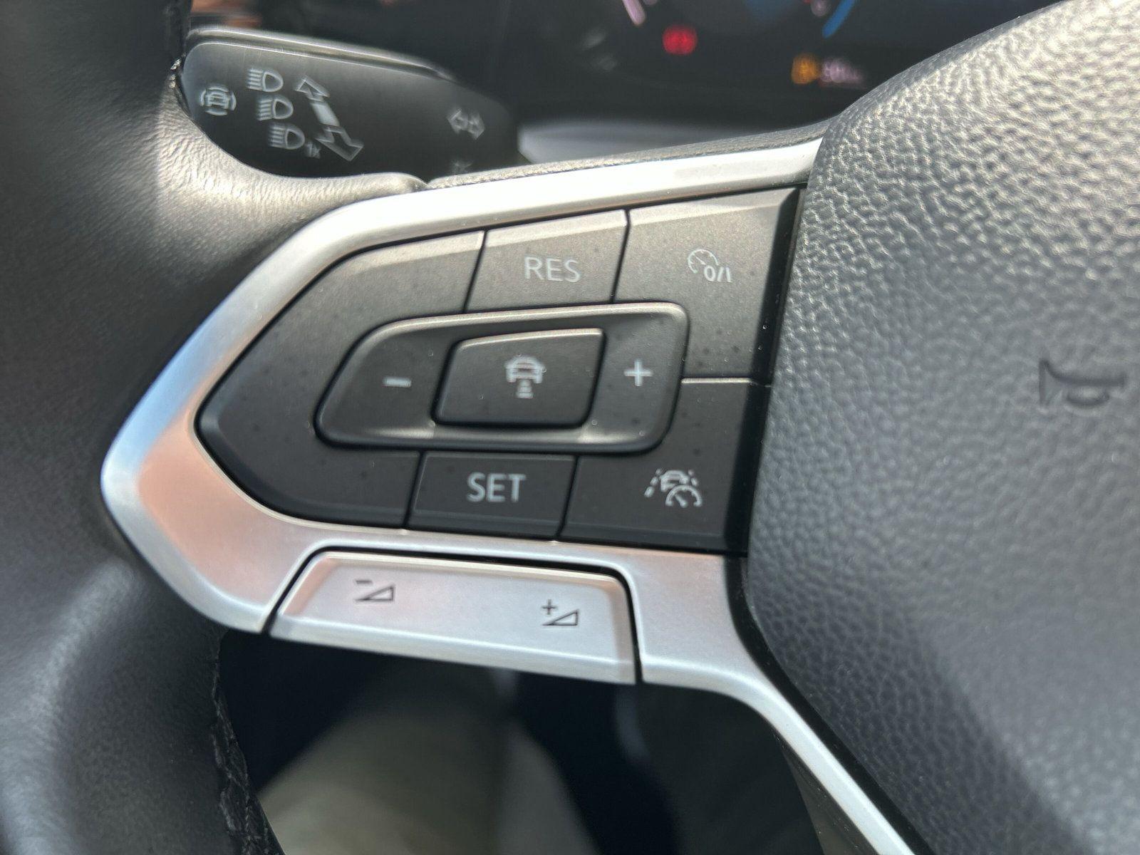 Volkswagen Golf VIII Variant 2.0 TDI Life LED+ACC+AHK, миниатюра 19