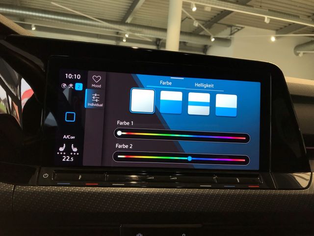 Golf VIII R-Line 1.5 TSI 6-Gang*ACC*NAVI*