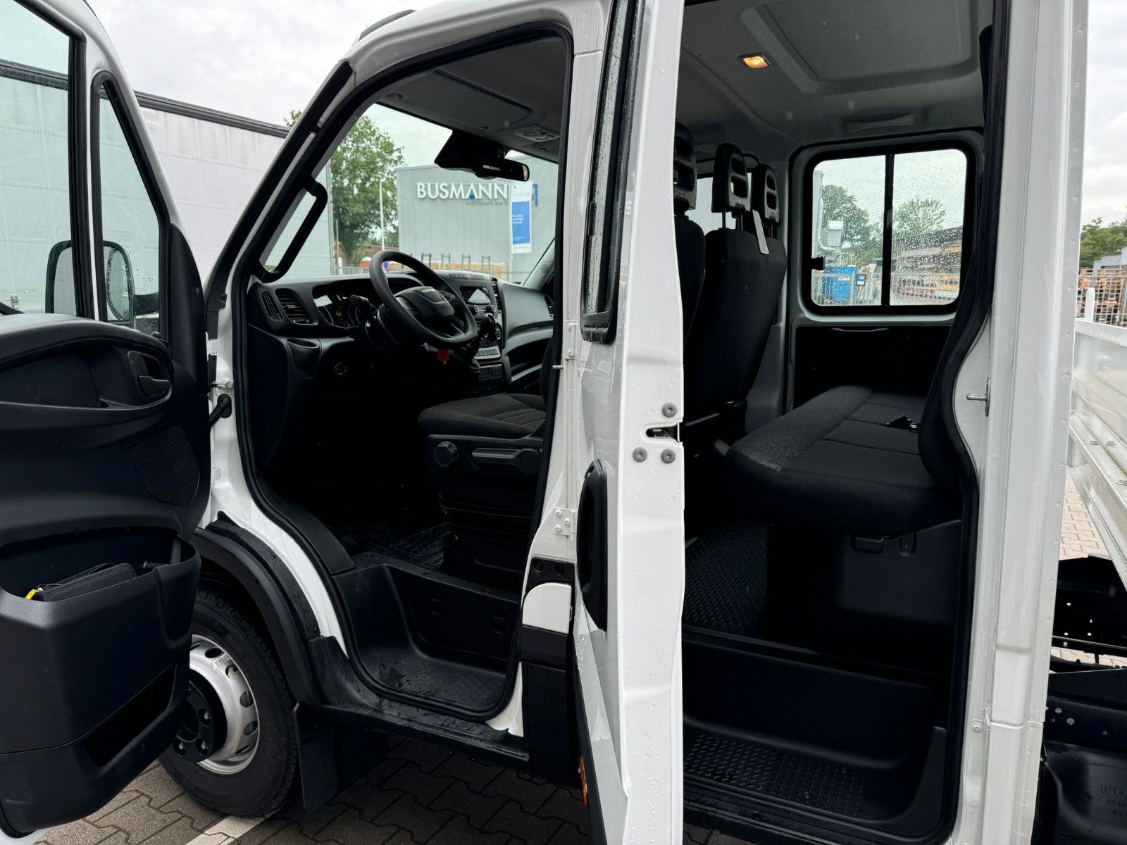 Fahrzeugabbildung Iveco Daily 70C18 MEILLER DOKA Nutzlast 3.430Kg