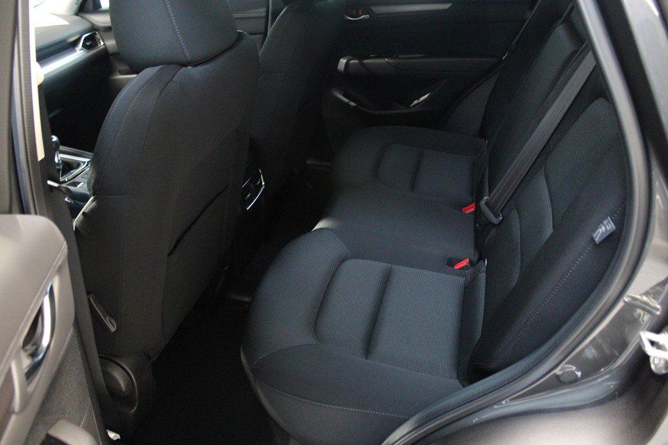 Fahrzeugabbildung Mazda CX-5 M-Hybrid ADVANTAGE G-165 NAVI ACAA 360° 19"