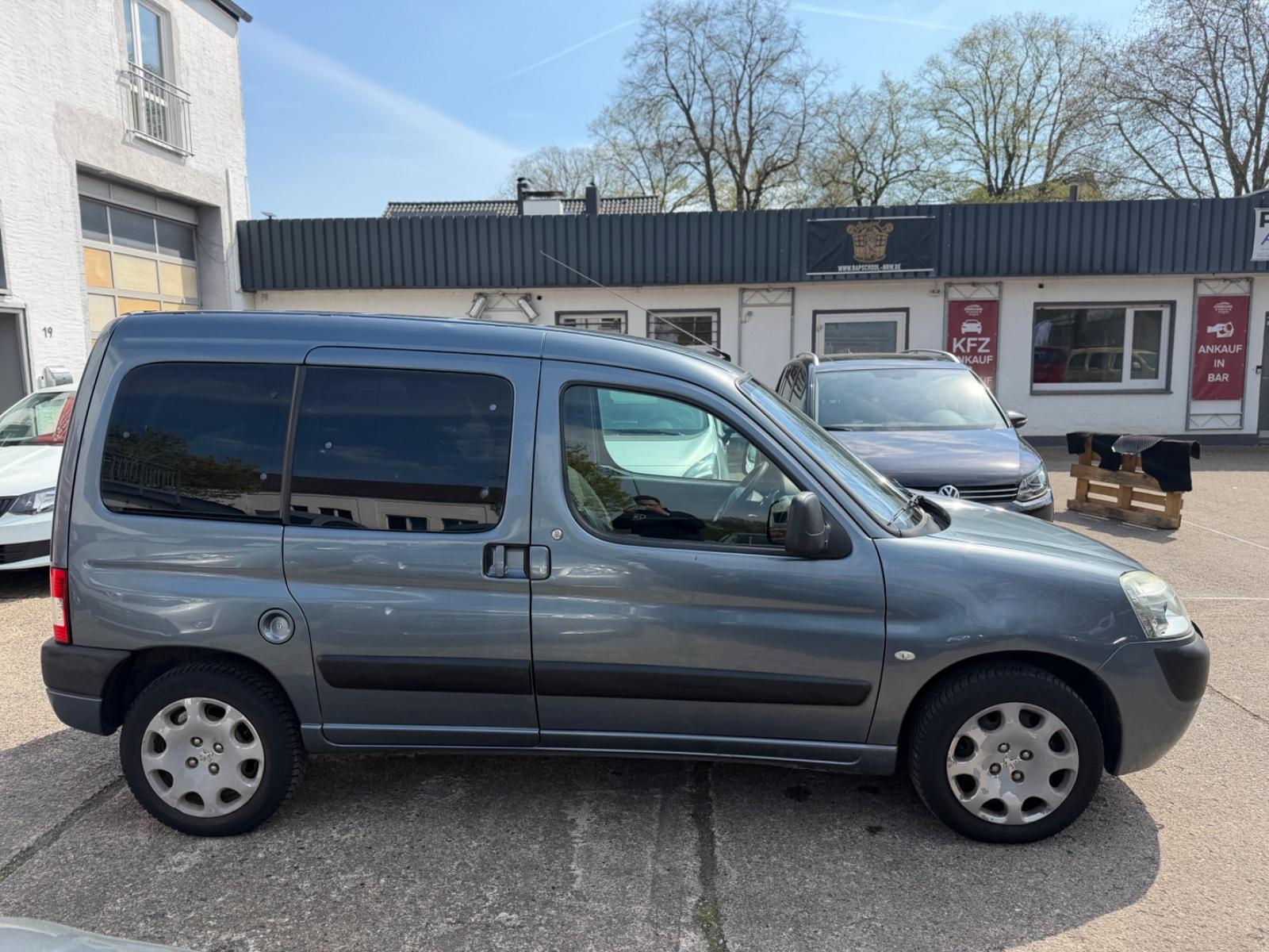 Peugeot Partner Grand Filou Cool 110*KLIMA*AHK*