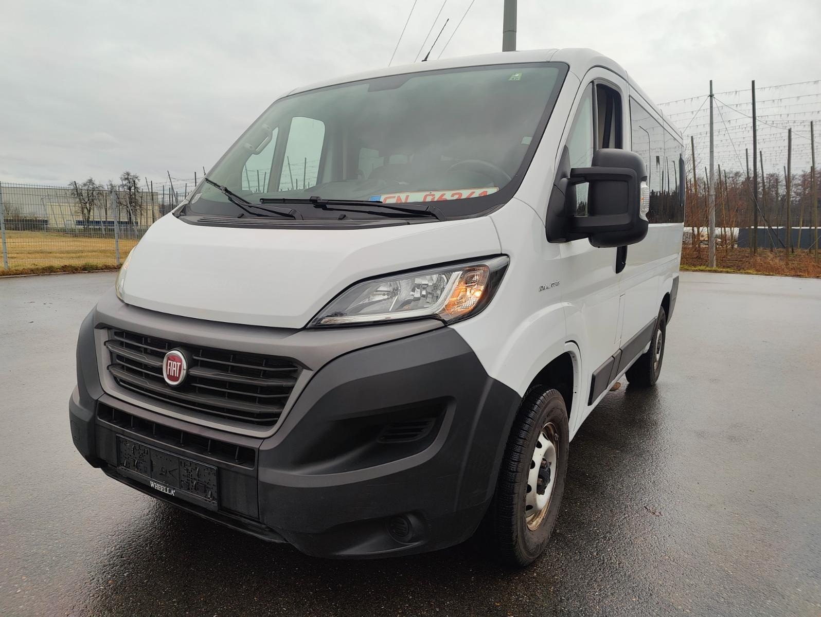 Fiat Ducato Kombi 33 140 L1H1 RS: 3000 mm / 9 Sitzer