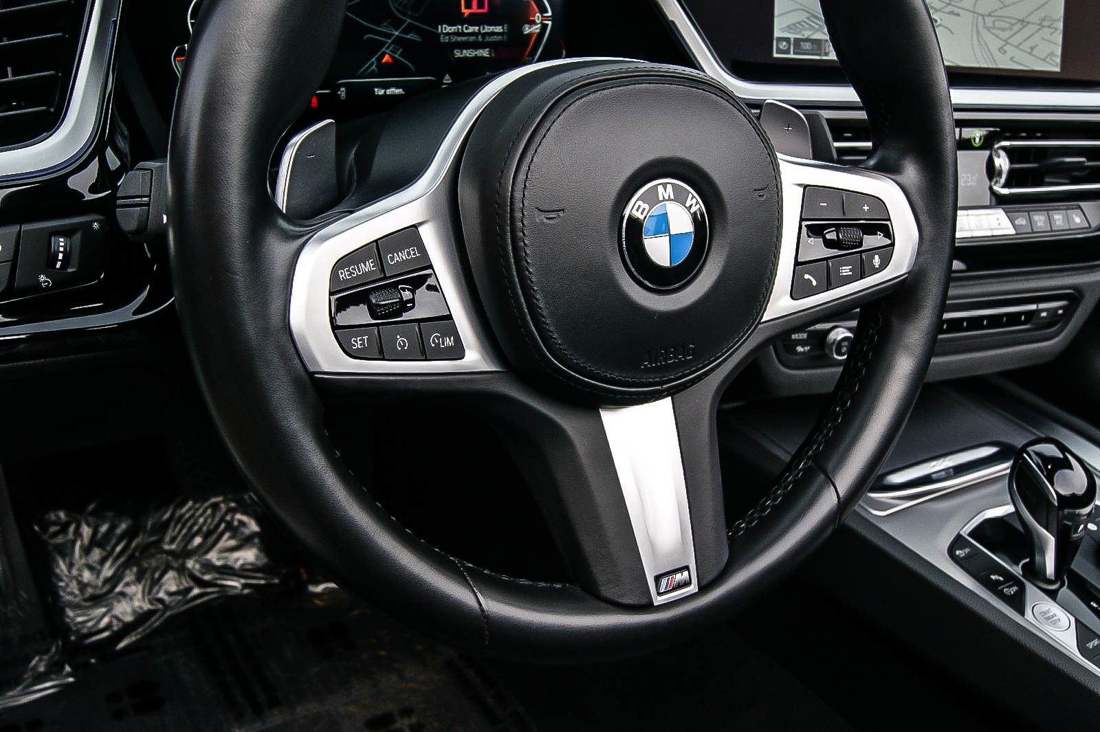 Fahrzeugabbildung BMW Z4 Roadster sDrive 20 i Sport Line LEDER KEYLESS