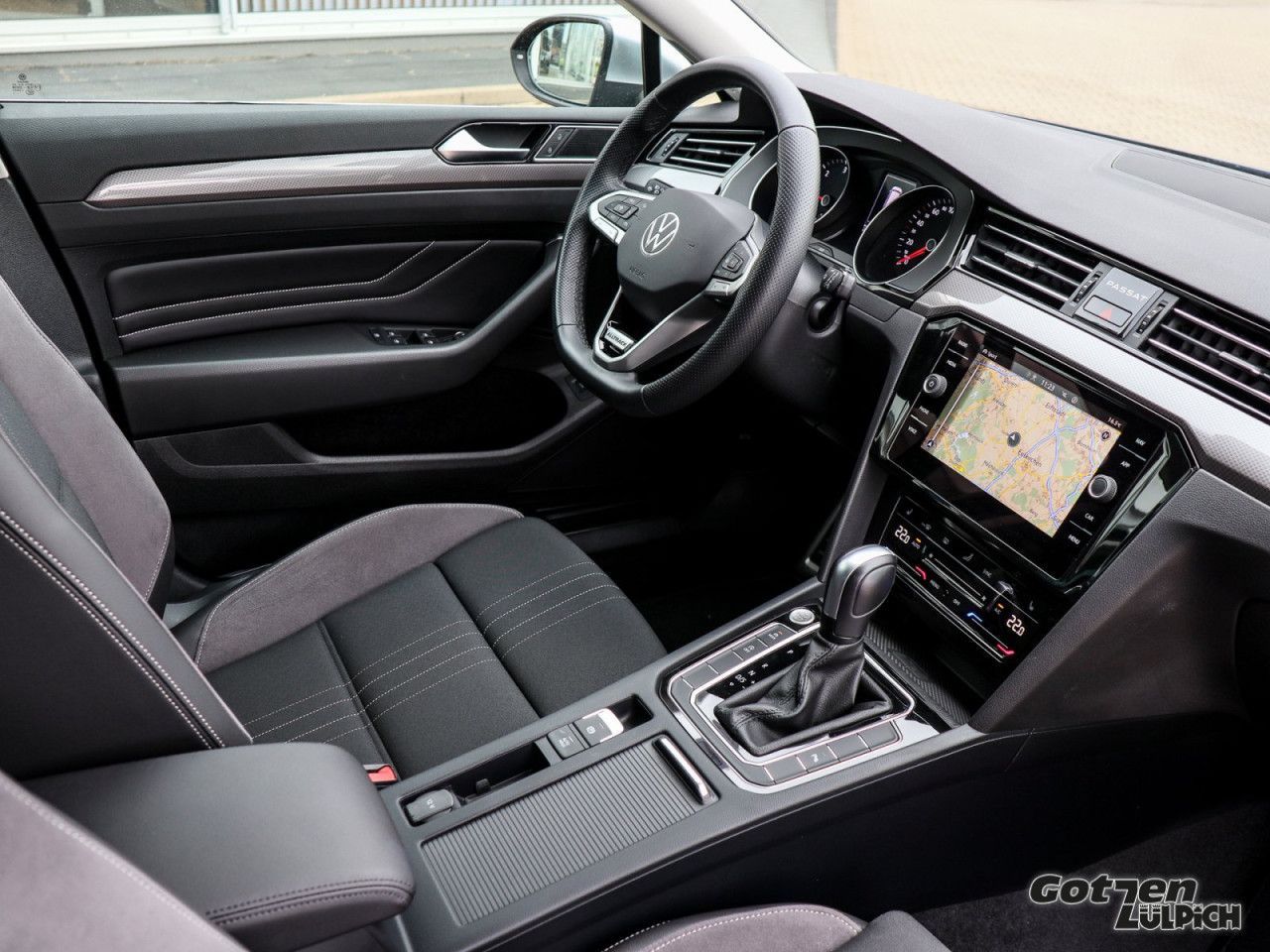 Fahrzeugabbildung Volkswagen Passat Variant 2,0TDI Alltrack 4Motion AHK Navi