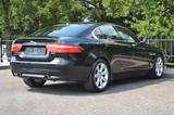 Jaguar XE Prestige 25t AUTO NAVI SITZH. LEDER - Jaguar XE: Prestige
