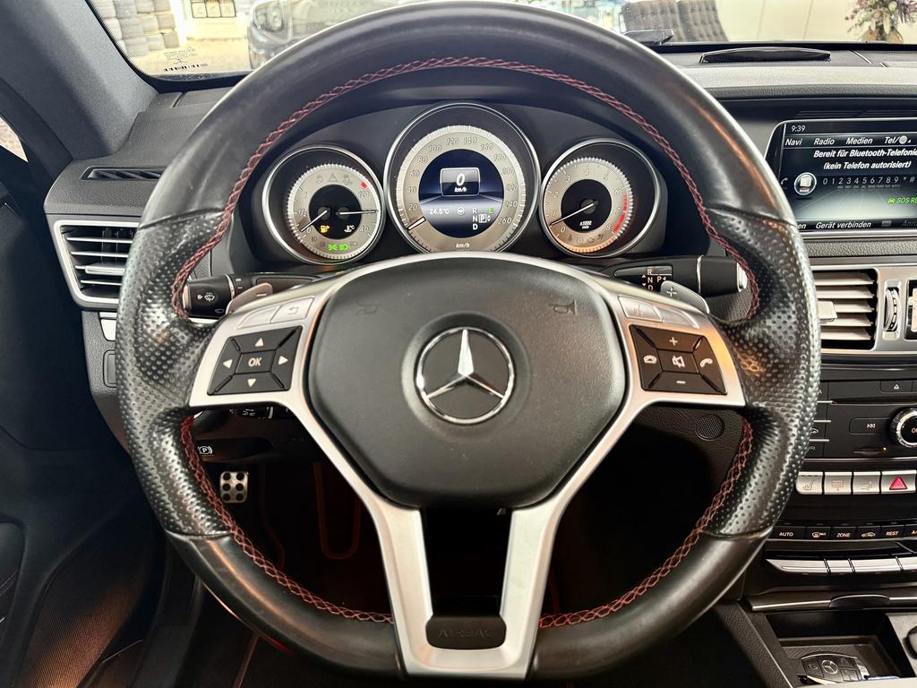 Mercedes-Benz E 320