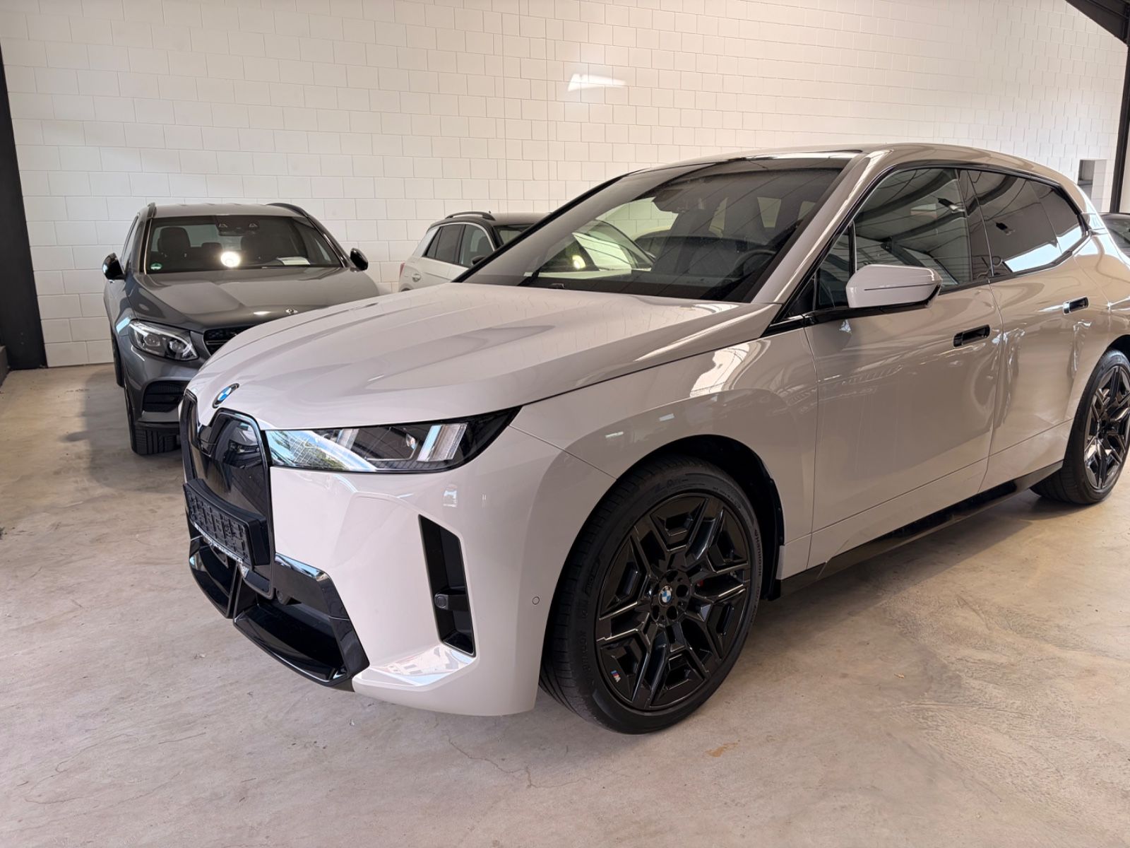 BMW iX xDrive45 MSportPro 22Z AHK MMultisitze foto 7
