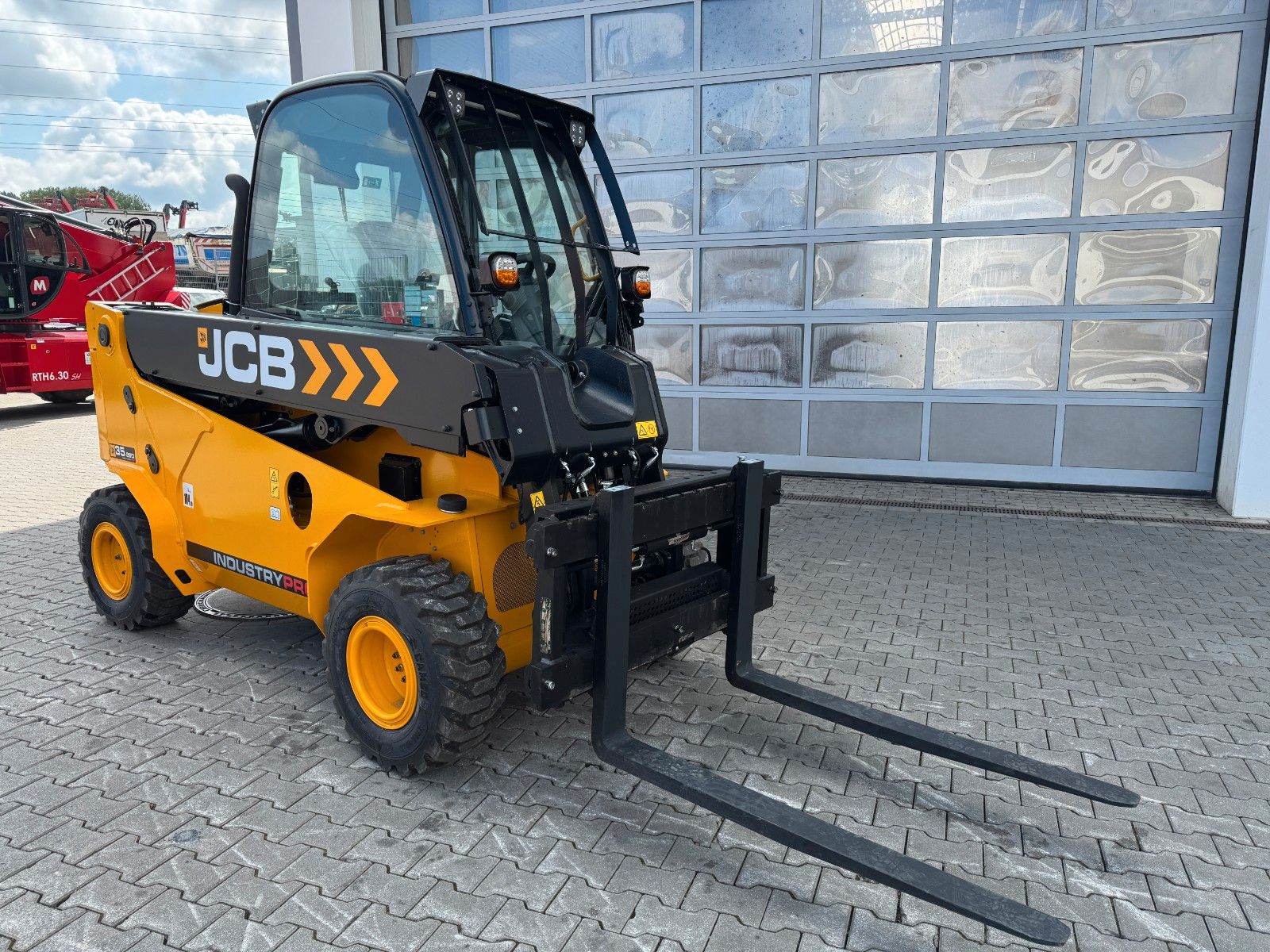 Fahrzeugabbildung JCB TLT 35-26D 4WD Teletruck / nur : 143h!! / SS