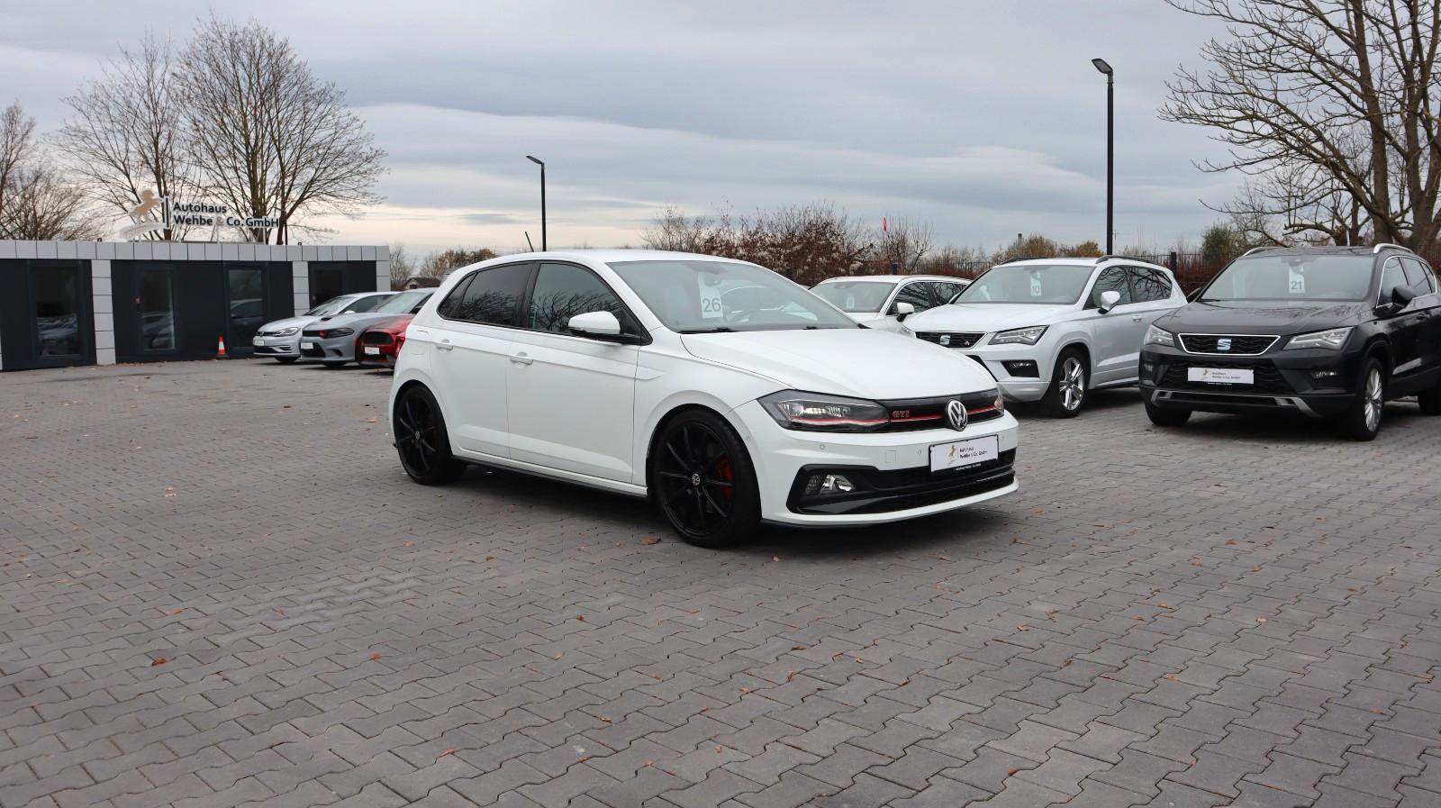 Volkswagen Polo VI GTI 2.0 TSI Aut. ACC LED Navi PDC 147 KW