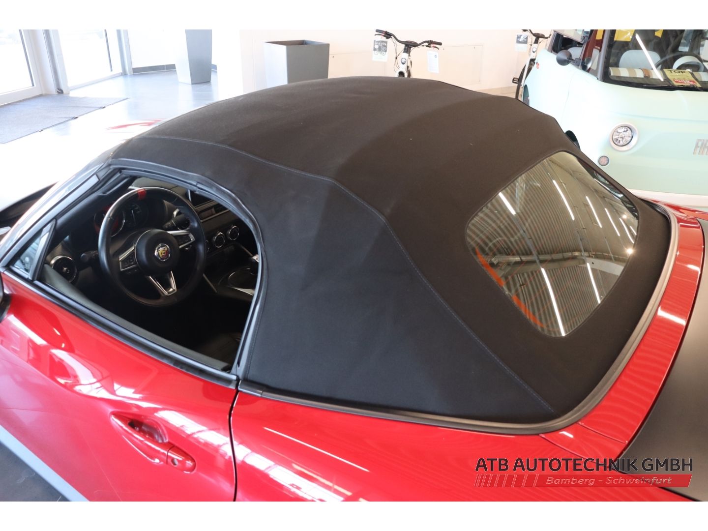 Fahrzeugabbildung Abarth 124 Spider 1.4 MultiAir Turbo Nr. 624 BOSE Faltd