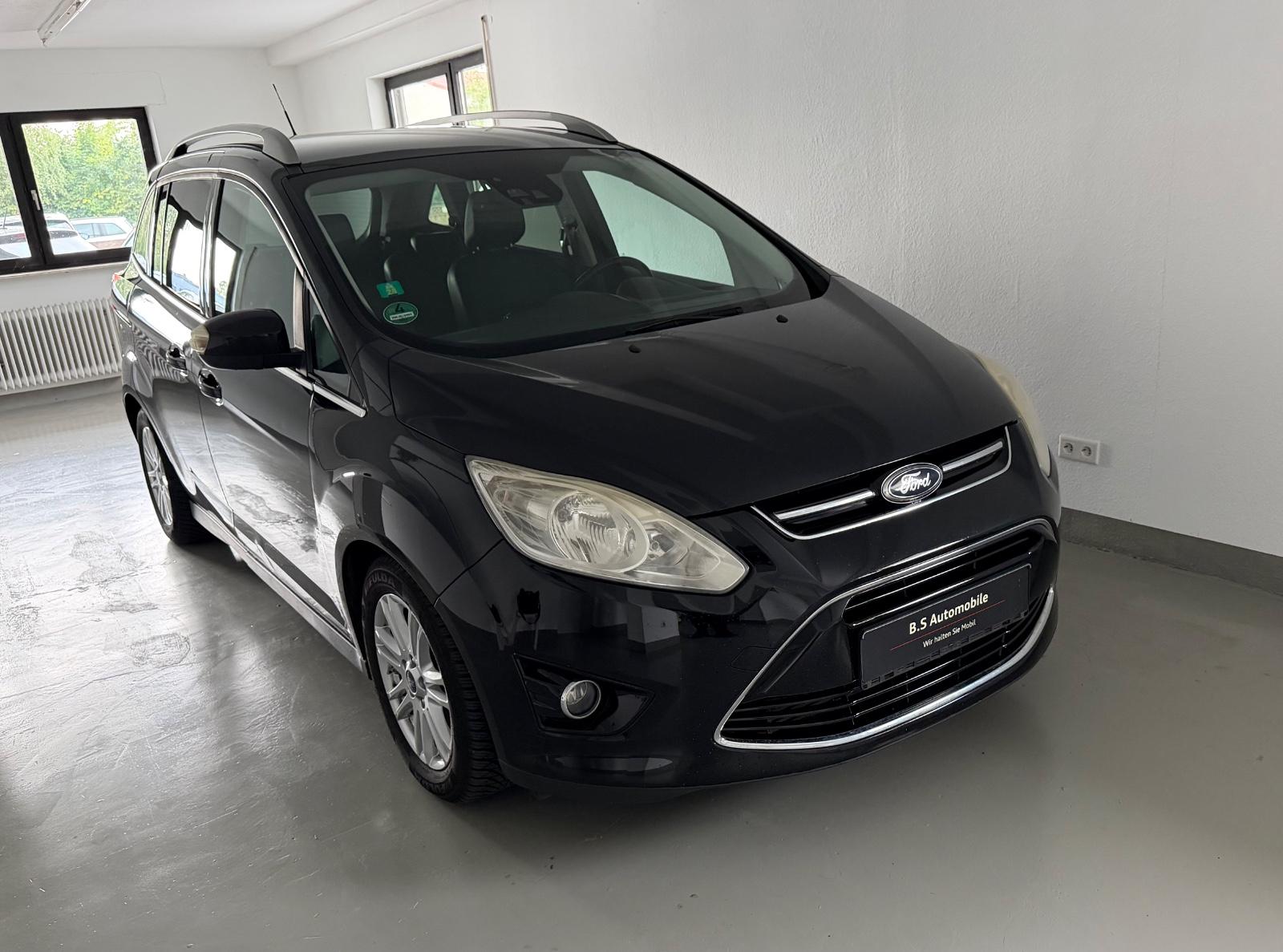 Ford Grand C-Max Titanium 7 Sitzer Navi Kamera