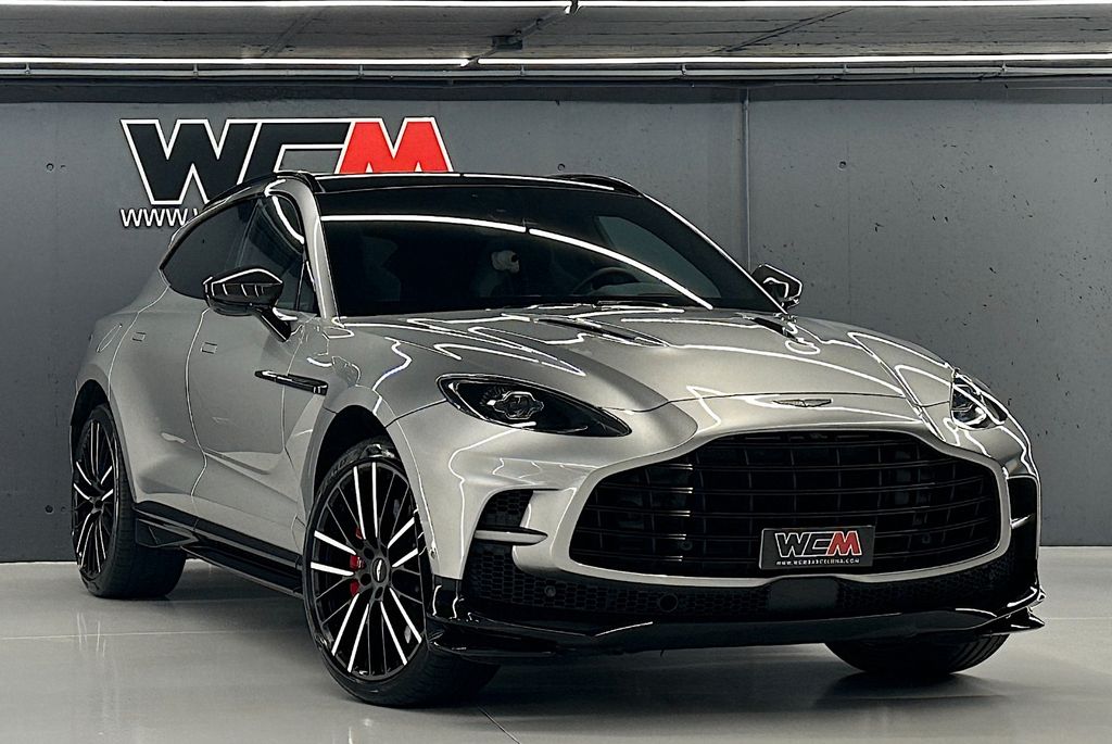 Image of Aston Martin DBX