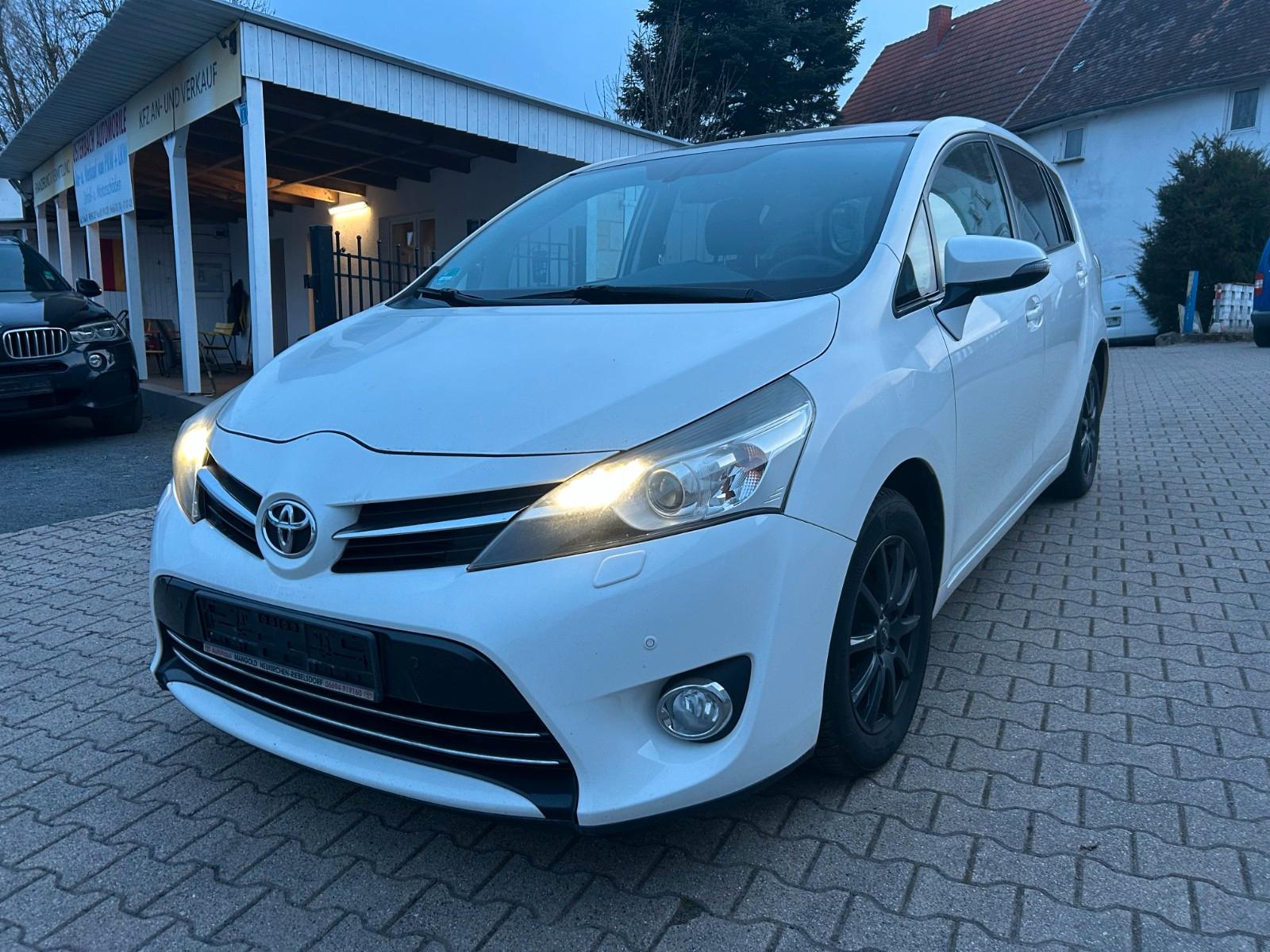Toyota Verso SkyView Edition