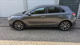 Hyundai i30 1.6 CRDi Limousine Premium*Panorama*Kamera* - Hyundai i30 Gebrauchtwagen in Lübeck