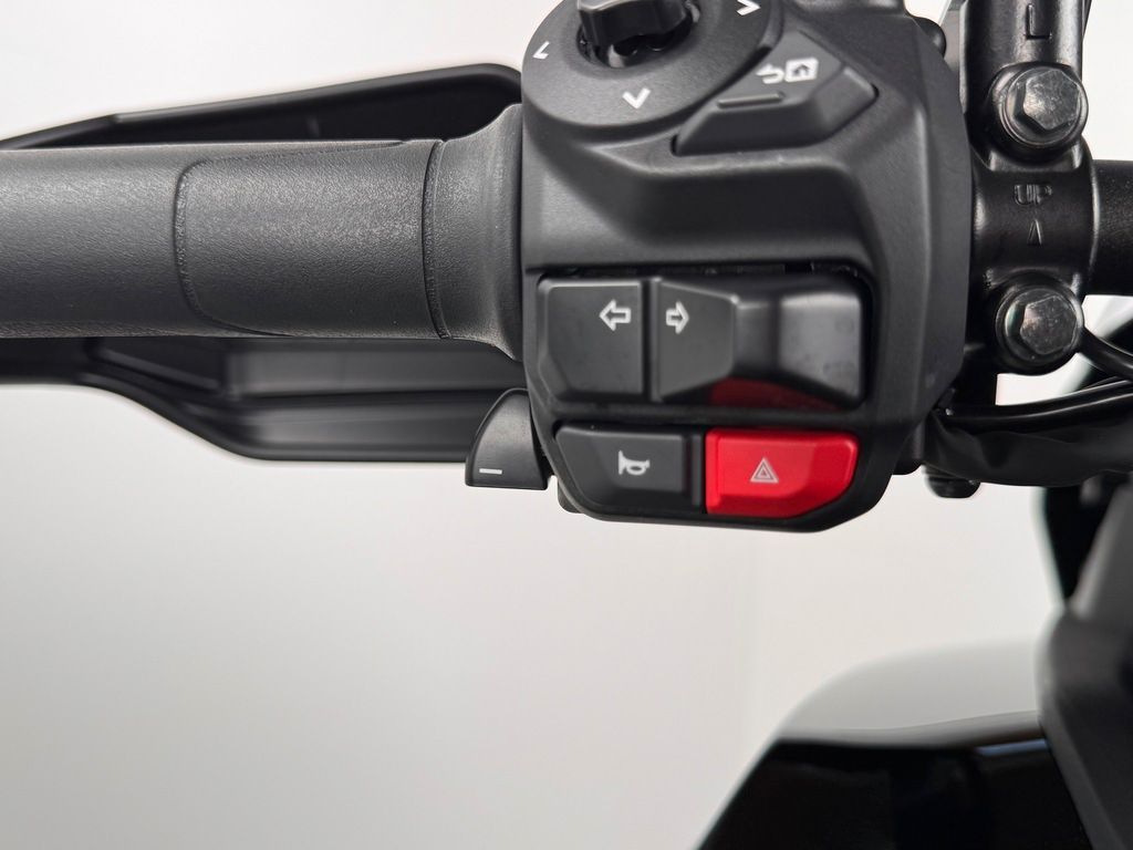 Fahrzeugabbildung Yamaha TRACER 9 GT+ YAMT *TOP-ZUSTAND *SERVICE NEU