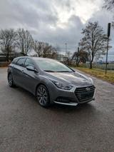 Hyundai i40 FL CW 1.7 CRDi  7-DCT Premium - Hyundai i40 von privat