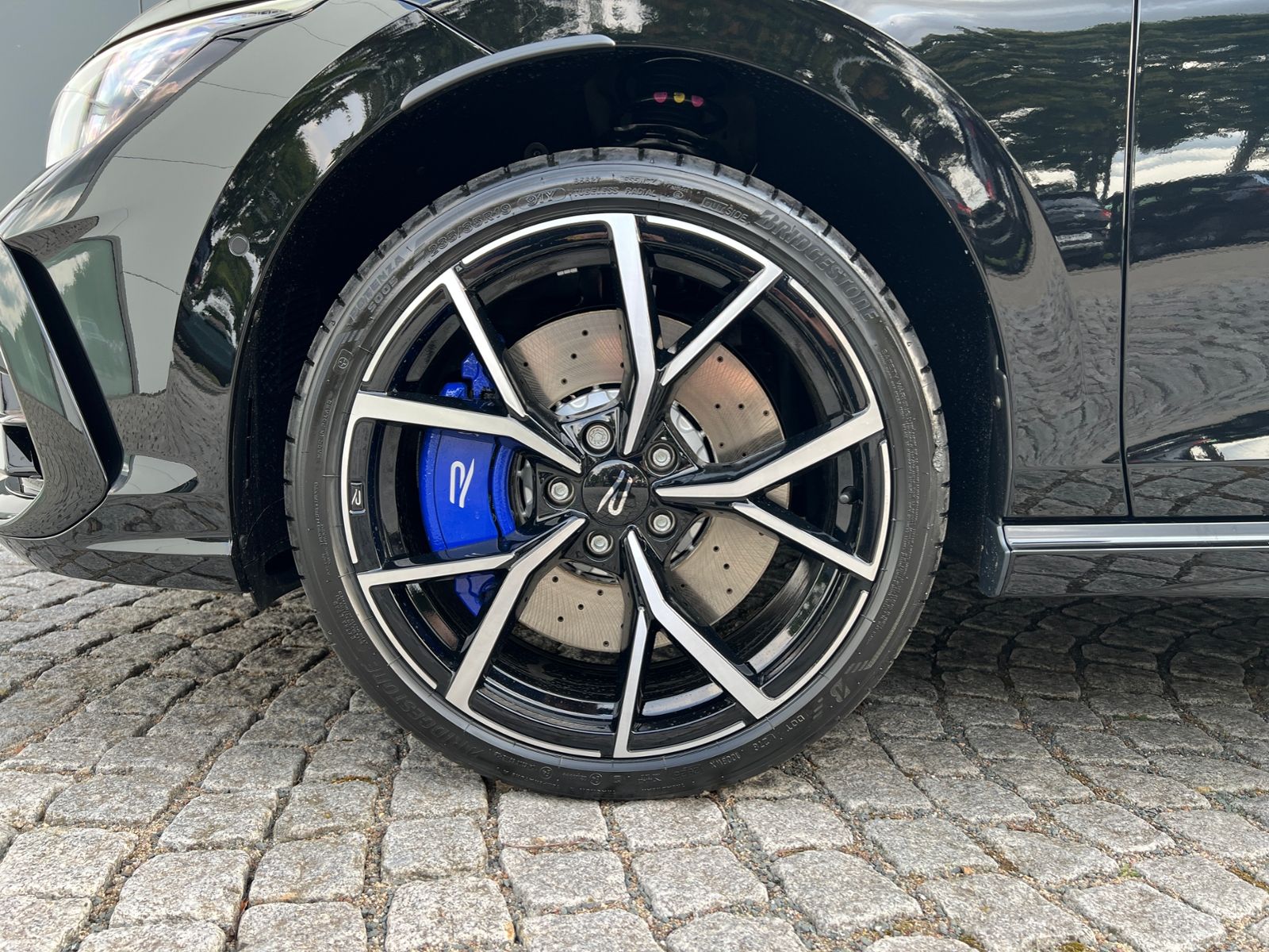 Fahrzeugabbildung Volkswagen Golf R 2.0 TSI DSG 4MOTION *Black-Style, Harman*