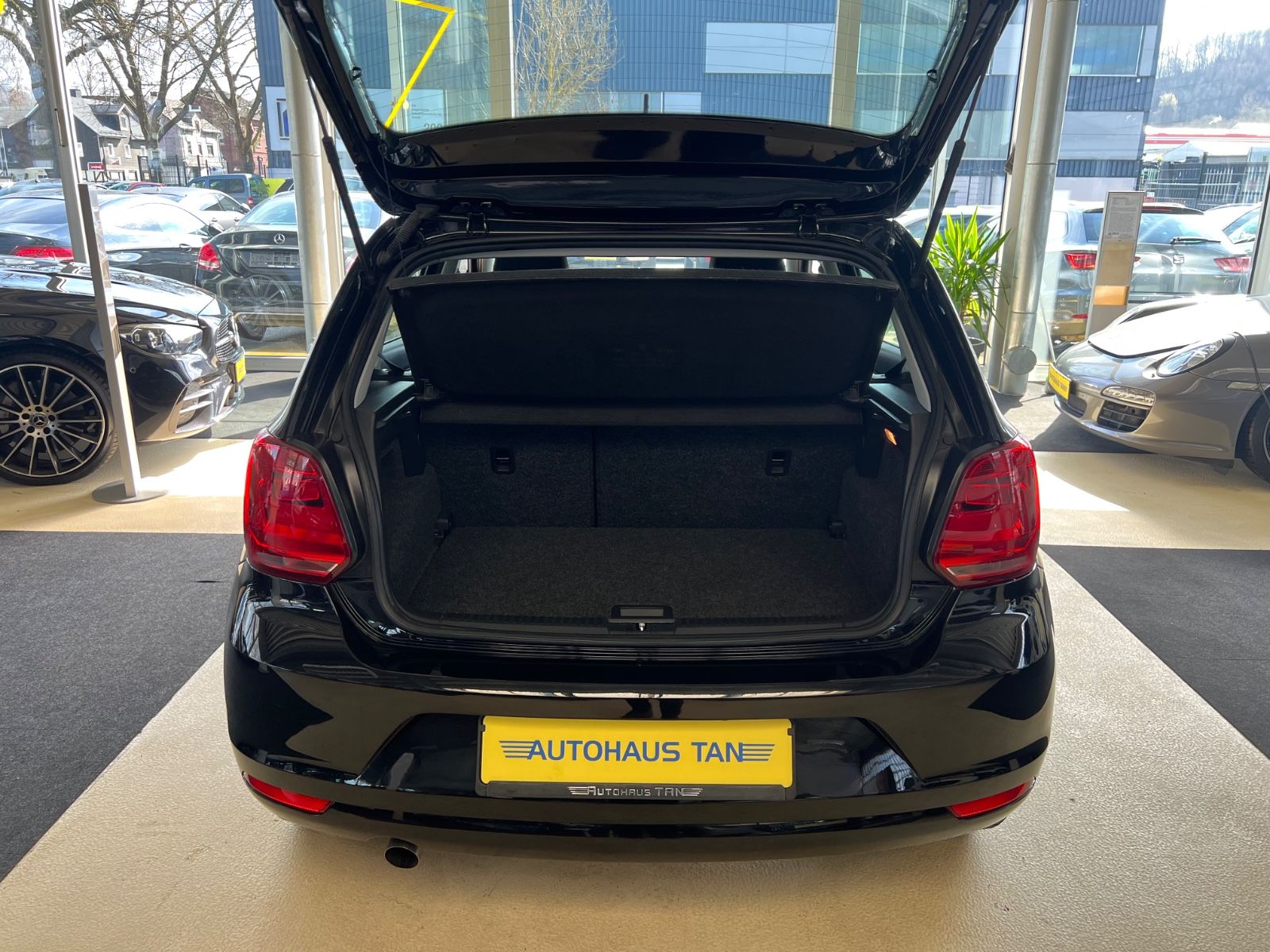 Fahrzeugabbildung Volkswagen Polo V Comfortline BMT *BLUETOOTH*TEMPOMAT*
