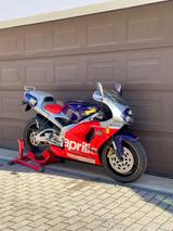 Aprilia RS 125 Rossi -Valerossi- 15 km Sammlerobjekt - ROSSI