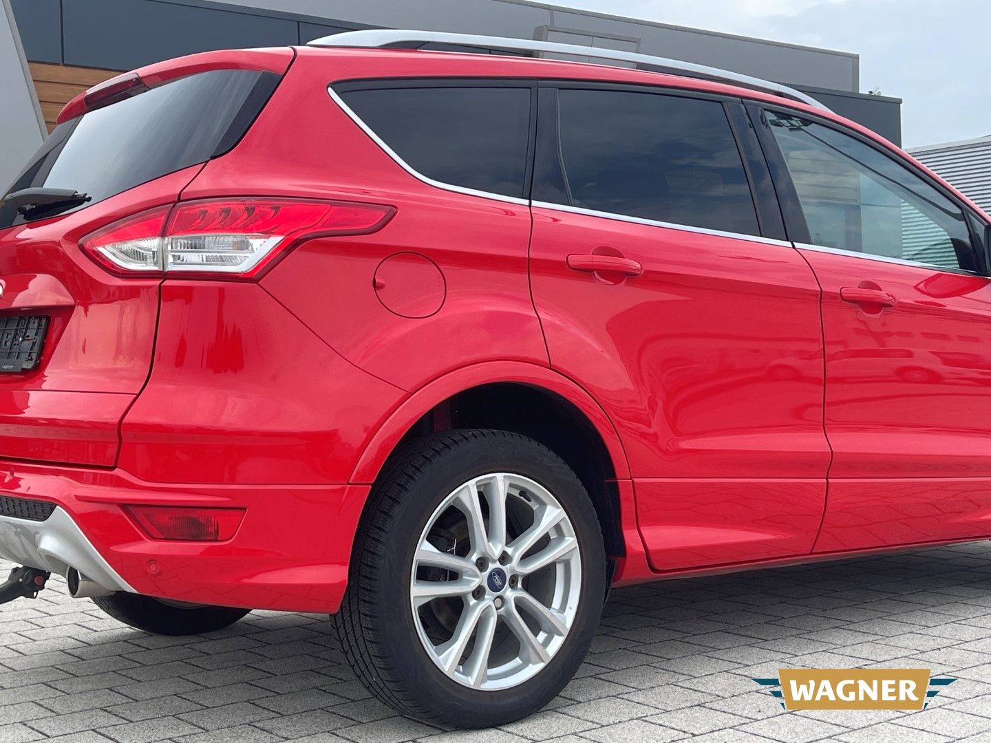 Fahrzeugabbildung Ford Kuga Individual Klimaautomatik Automatik
