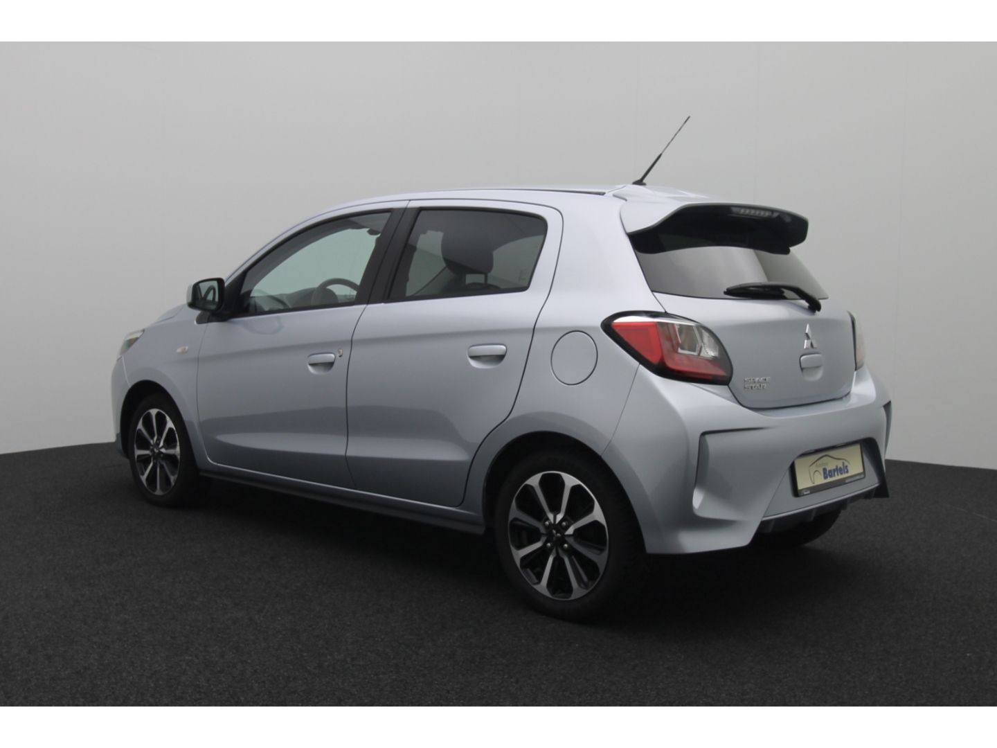Fahrzeugabbildung Mitsubishi Space Star 1.2 Select+ AppleCP DAB Klimaanlage