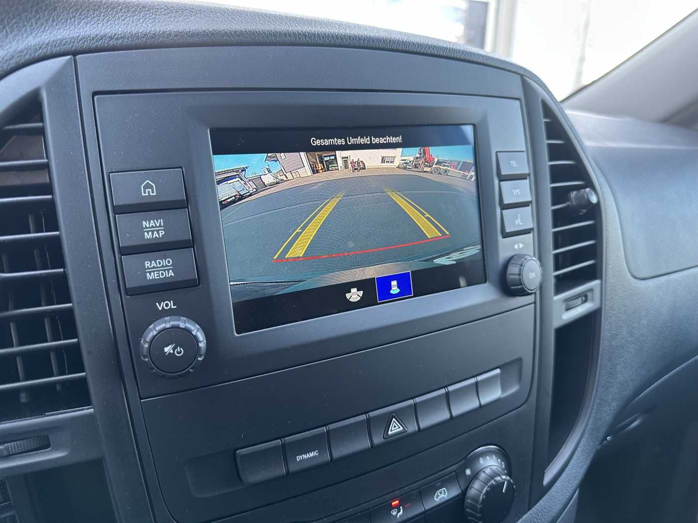 Fahrzeugabbildung Mercedes-Benz eVito 112 Klima Kamera Audio 30 Sitzheiz Tempom.