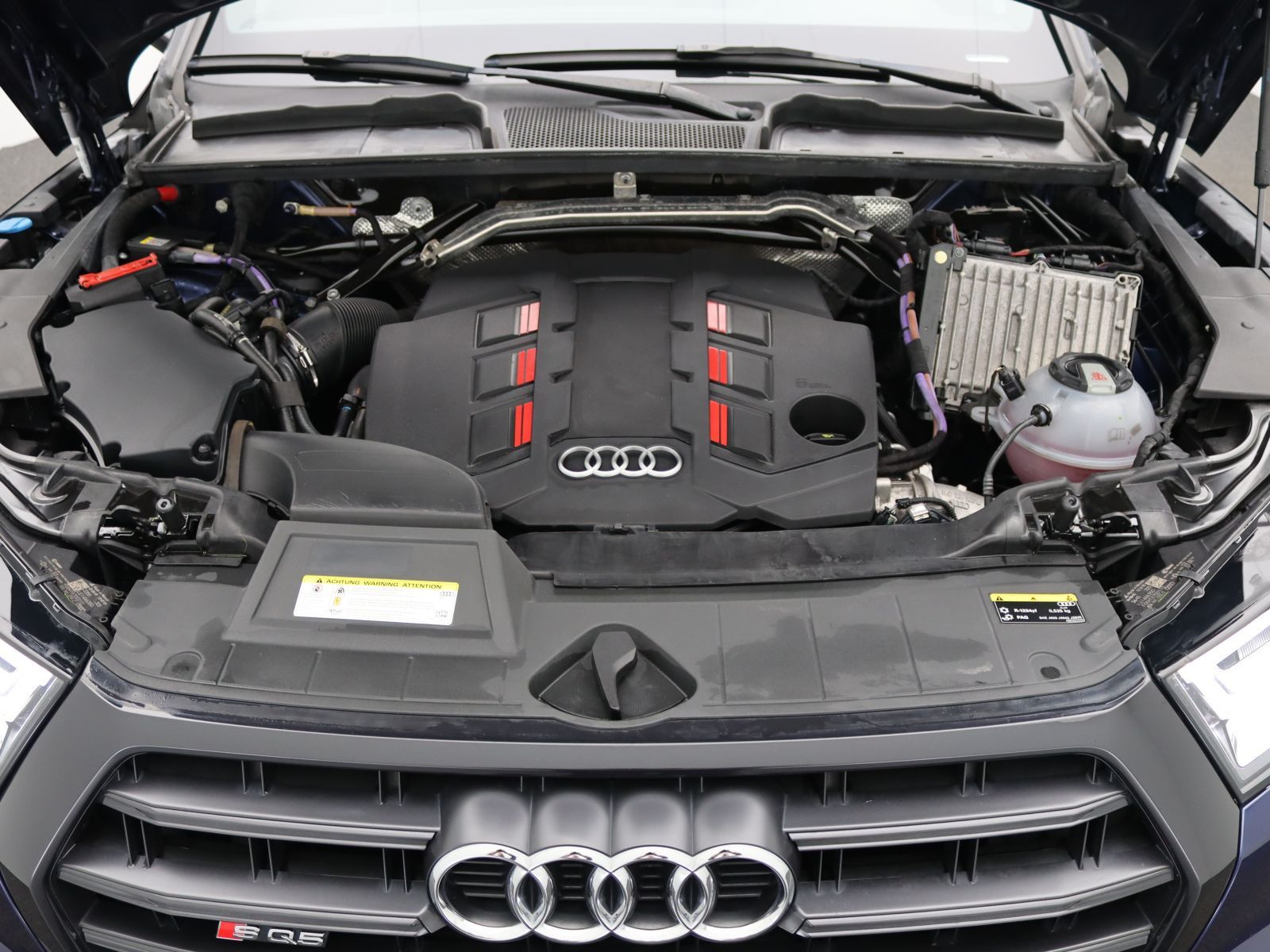 Audi SQ5 - Bild 18