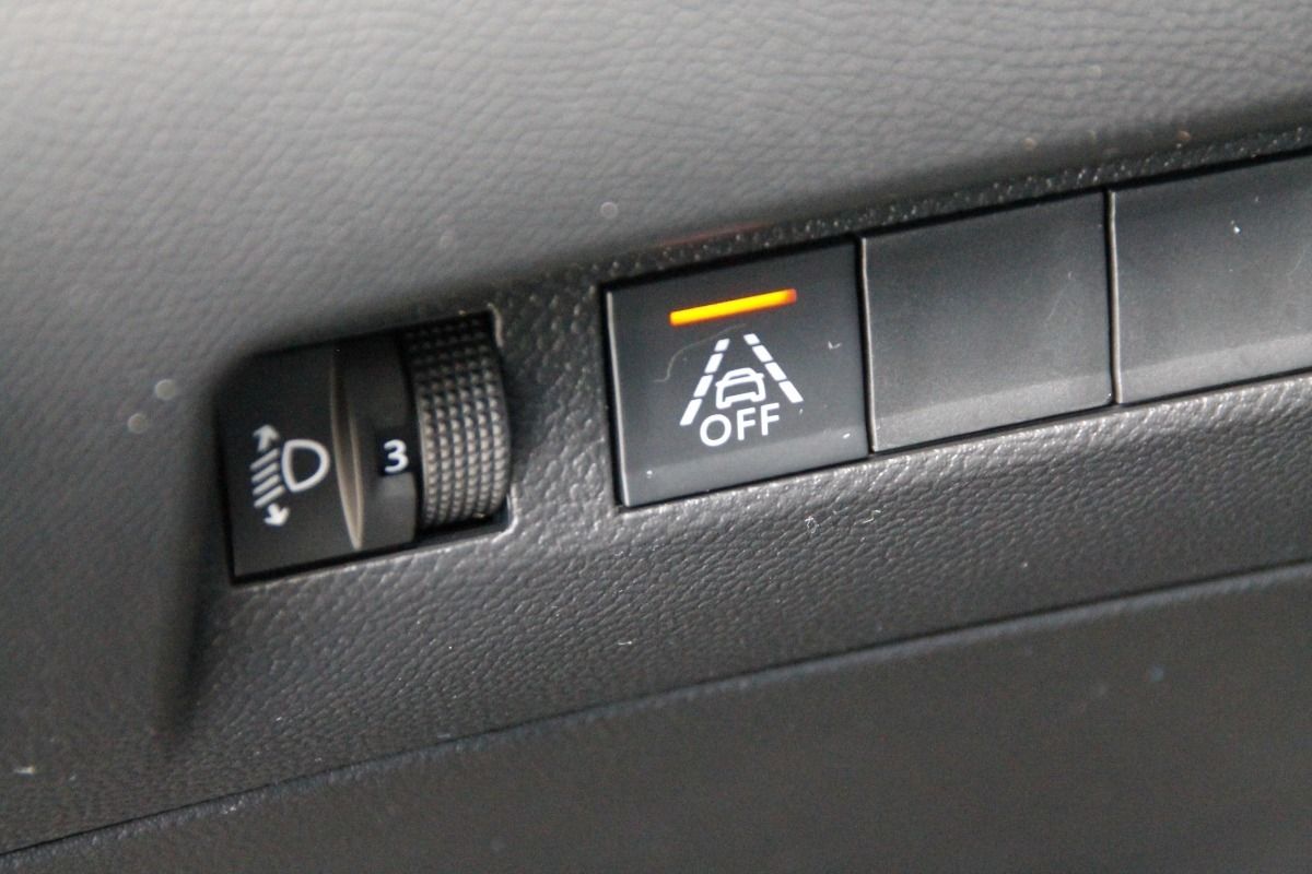 Fahrzeugabbildung Peugeot e-208 Allure Pack